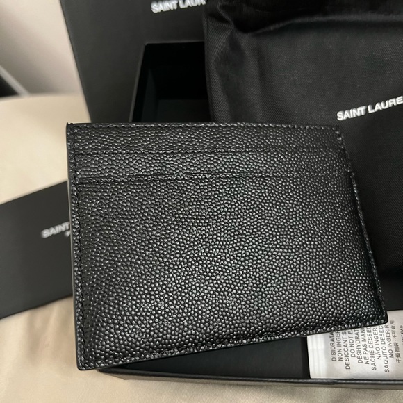 NEW in box. YSL Saint Laurent Black on Black grained leather cardholder - Picture 4 of 7